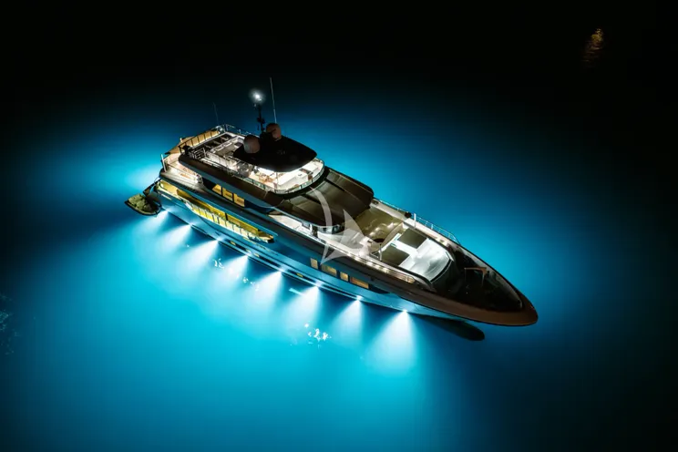 Charter Yacht SANCTUARY - Mangusta Oceano 43 - 5 Cabins - Athens - Mykonos - Paros - Greece