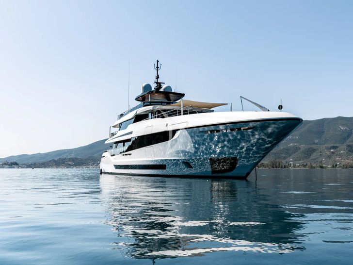 SANCTUARY Mangusta Oceano 43 - bow view SANCTUARY Mangusta Oceano 43 - bow view