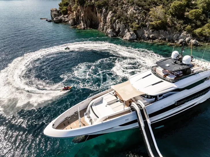 SANCTUARY Mangusta Oceano 43 - water activities SANCTUARY Mangusta Oceano 43 - water activities