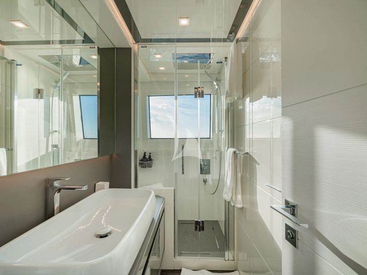 SANDS Maiora 36FB - VIP cabin 1 bathroom SANDS Maiora 36FB - VIP cabin 1 bathroom
