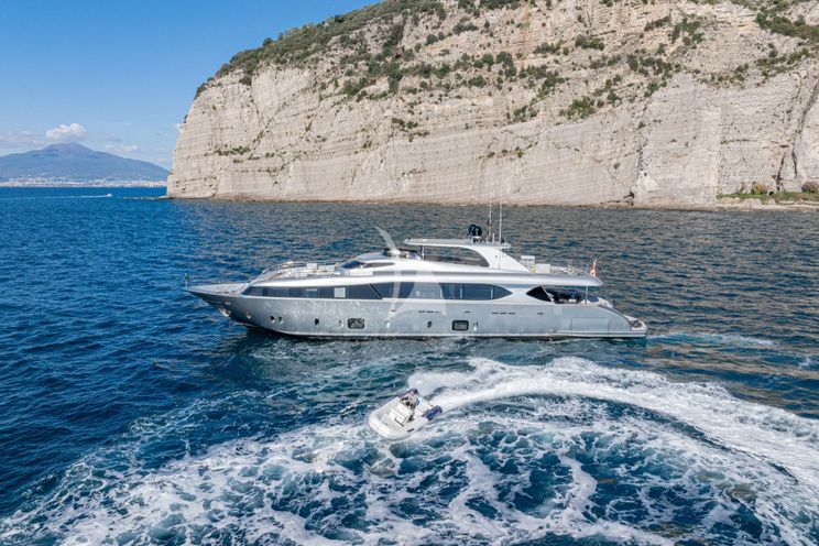 Charter Yacht SANDS - Maiora 36FB - 6 Cabins - Naples - Capri - Positano - Amalfi Coast - Italy