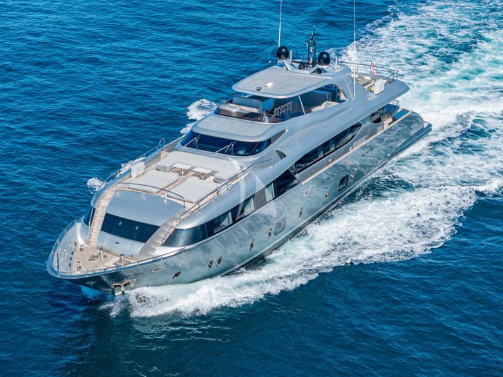 SANDS Maiora 36FB - cruising bow view SANDS Maiora 36FB - cruising bow view