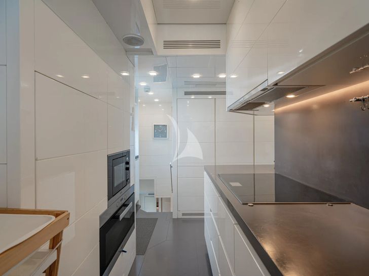 SANDS Maiora 36FB - galley SANDS Maiora 36FB - galley