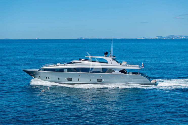 Charter Yacht SANDS - Maiora 36FB - 6 Cabins - Naples - Capri - Positano - Amalfi Coast - Italy