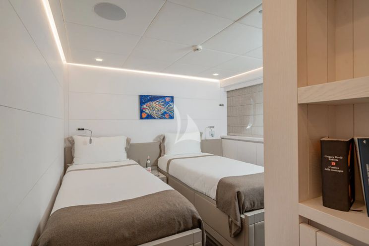 Charter Yacht SANDS - Maiora 36FB - 6 Cabins - Naples - Capri - Positano - Amalfi Coast - Italy