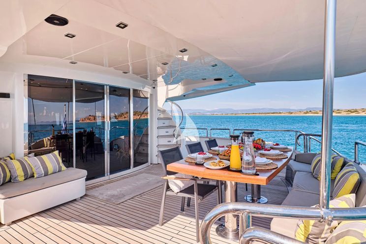 Charter Yacht SANJANA - Leight Notika Centaurian 108 - 4 Cabins - Athens - Mykonos - Paros - Cyclades - Greece
