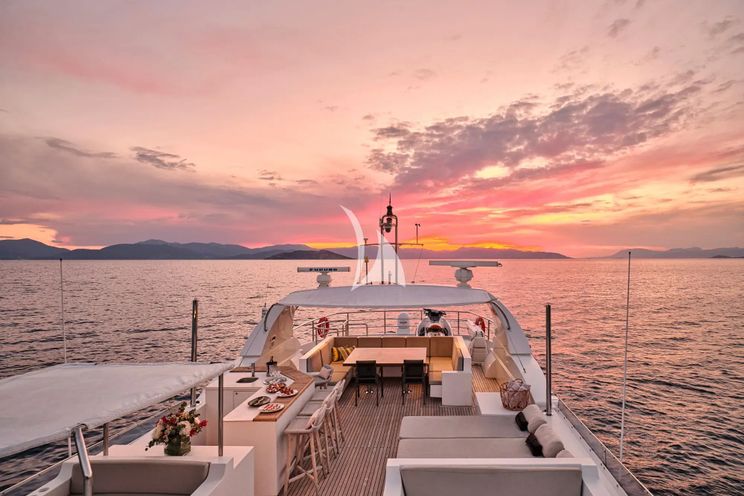 Charter Yacht SANJANA - Leight Notika Centaurian 108 - 4 Cabins - Athens - Mykonos - Paros - Cyclades - Greece