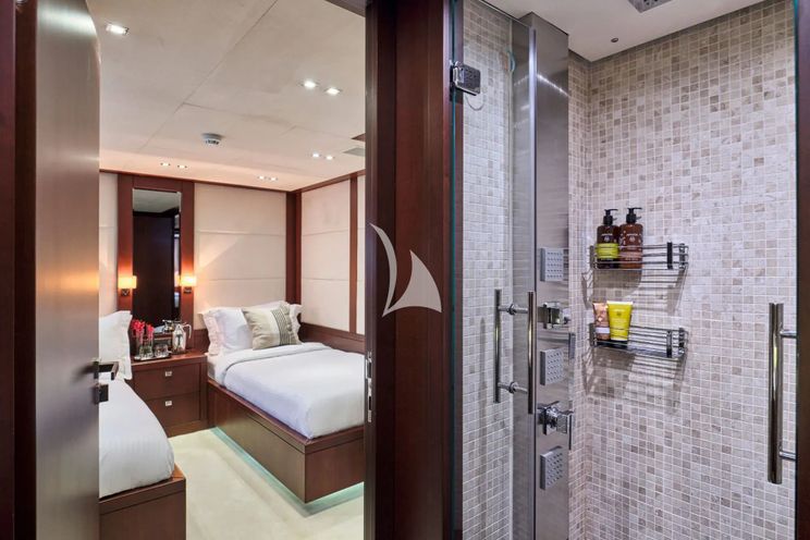Charter Yacht SANJANA - Leight Notika Centaurian 108 - 4 Cabins - Athens - Mykonos - Paros - Cyclades - Greece