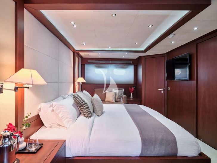 SANJANA Leight Notika Centaurian 108 - VIP cabin 2 SANJANA Leight Notika Centaurian 108 - VIP cabin 2