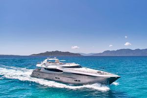 SANJANA - Leight Notika Centaurian 108 - 4 Cabins - Athens - Mykonos - Paros - Cyclades - Greece SANJANA - Leight Notika Centaurian 108 - 4 Cabins - Athens - Mykonos - Paros - Cyclades - Greece