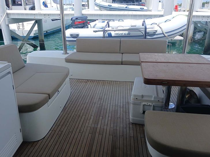 SAPPHIRE SEAS Lagoon 51 - aft deck SAPPHIRE SEAS Lagoon 51 - aft deck
