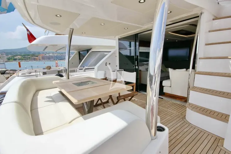 Charter Yacht SARAHLISA - Sunseeker 75 Yacht - 4 Cabins - Cannes - Monaco - St Tropez - French Riviera