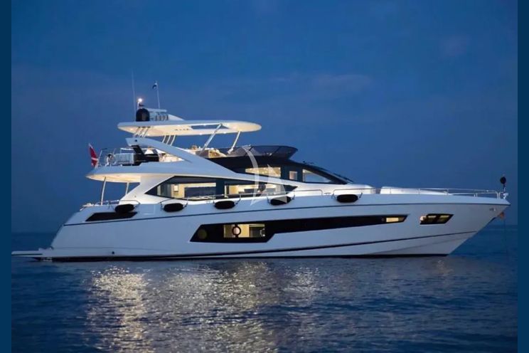 Charter Yacht SARAHLISA - Sunseeker 75 Yacht - 4 Cabins - Cannes - Monaco - St Tropez - French Riviera