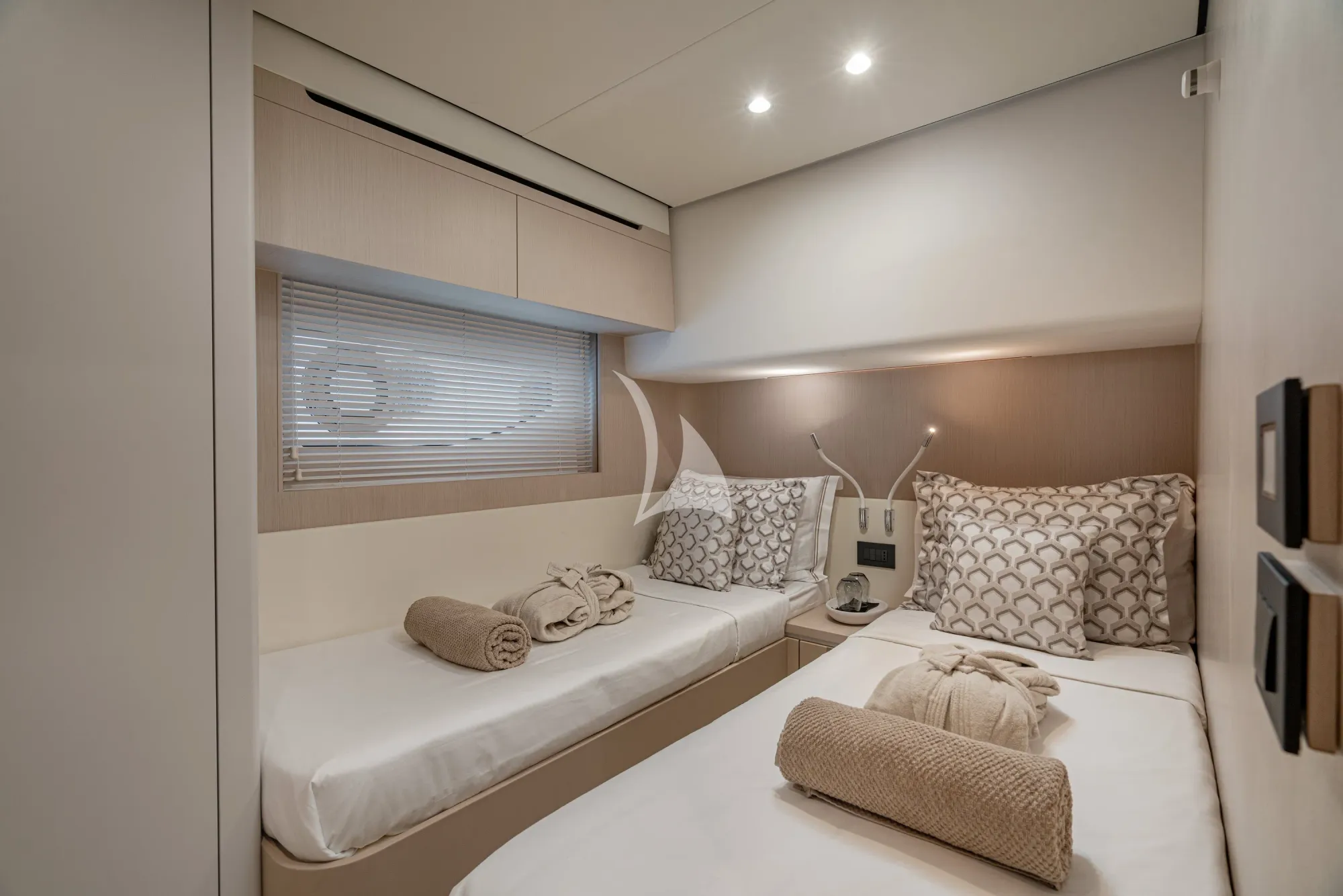 Charter Yacht SBK - Azimut 68 Fly - 4 Cabins - Naples - Capri - Positano - Amalfi Coast - Italy