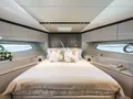 SWEET CAROLINA Sunseeker Manhattan 68 - VIP cabin SWEET CAROLINA Sunseeker Manhattan 68 - VIP cabin