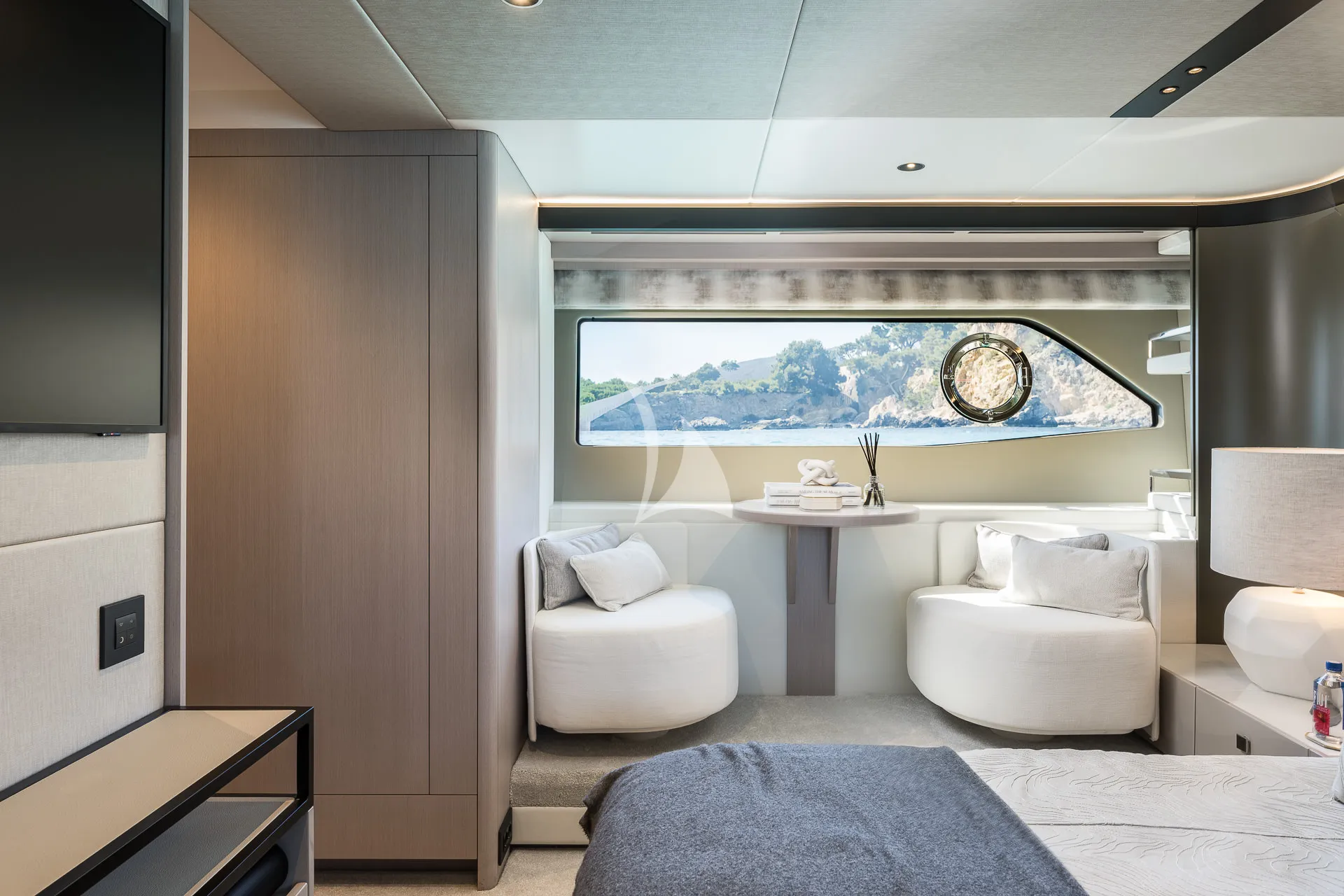 Charter Yacht SWEET CAROLINE - Sunseeker Manhattan 68 - 4 Cabins - Palma - Mallorca - Ibiza - Balearic Islands - Spain
