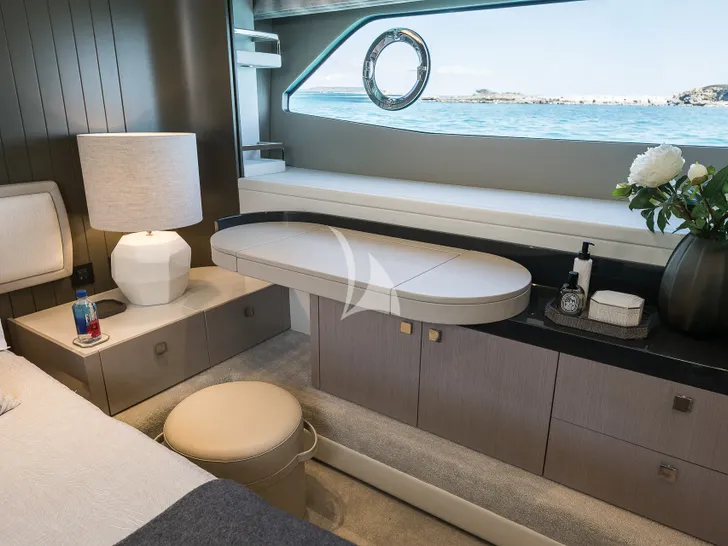 SWEET CAROLINA Sunseeker Manhattan 68 - master cabin vanity and work area SWEET CAROLINA Sunseeker Manhattan 68 - master cabin vanity and work area