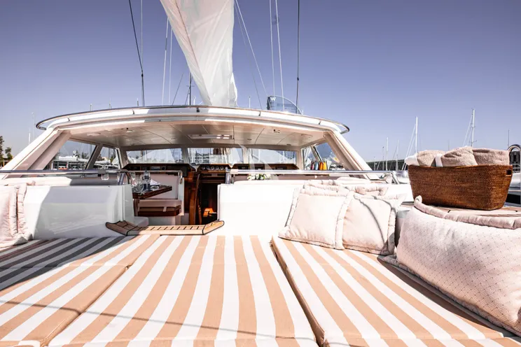 Charter Yacht SCARENA - Jongert 2900M - 4 Cabins - Athens - Mykonos - Paros - Cyclades - Greece