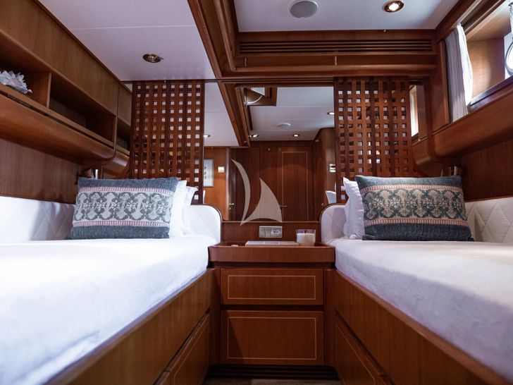 SCARENA Jongert 2900M twin cabin SCARENA Jongert 2900M twin cabin
