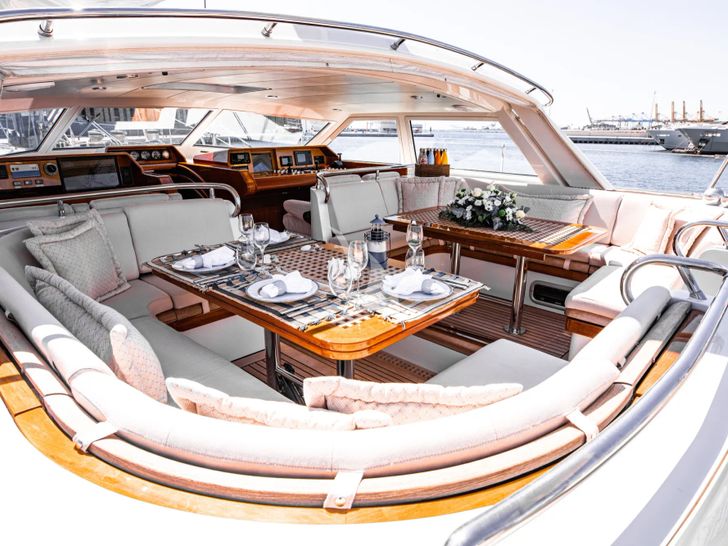 SCARENA Jongert 2900M upper deck alfresco dining area SCARENA Jongert 2900M upper deck alfresco dining area