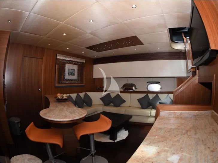 SCORPIO Tecnomar Velvet 90 - indoor dining area SCORPIO Tecnomar Velvet 90 - indoor dining area