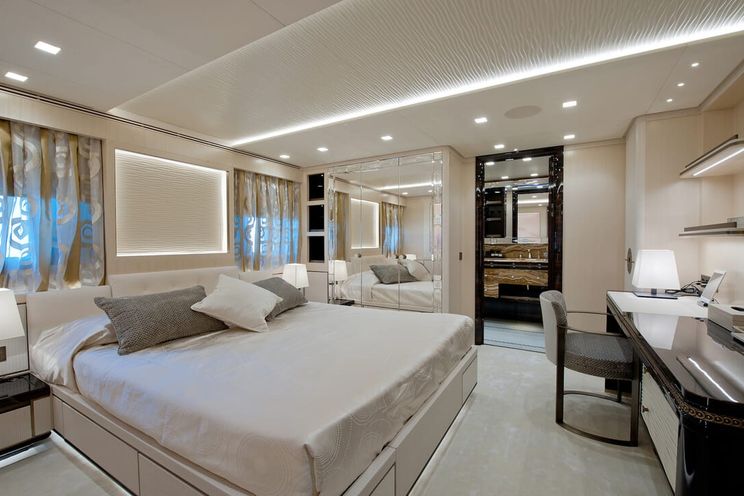 Charter Yacht SCORPION - San Lorenzo 46m - 5 Cabins - Amalfi Coast - St Tropez - Naples - Sicily - Monaco - Cannes- Sardinia