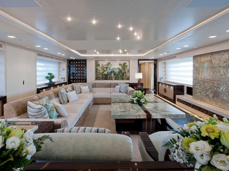 SCORPION Sanlorenzo 46m main saloon looking forward SCORPION Sanlorenzo 46m main saloon looking forward