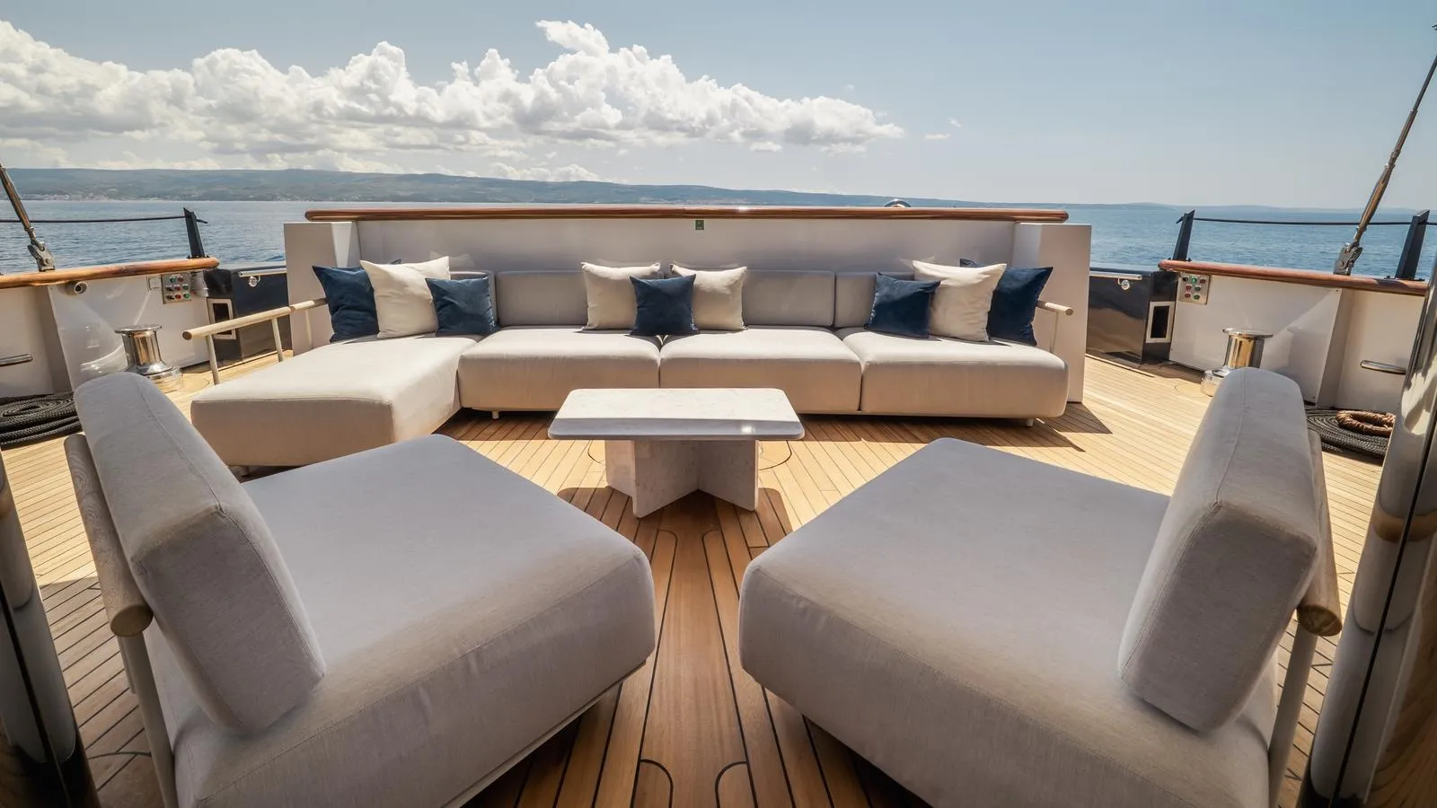 SCORPIOS Tramontana Aft 1