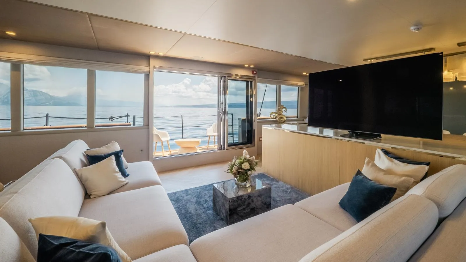 SCORPIOS Tramontana Balcony