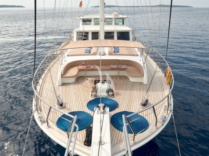SEA BREEZE Custom Gulet 28m - foredeck lounging area SEA BREEZE Custom Gulet 28m - foredeck lounging area