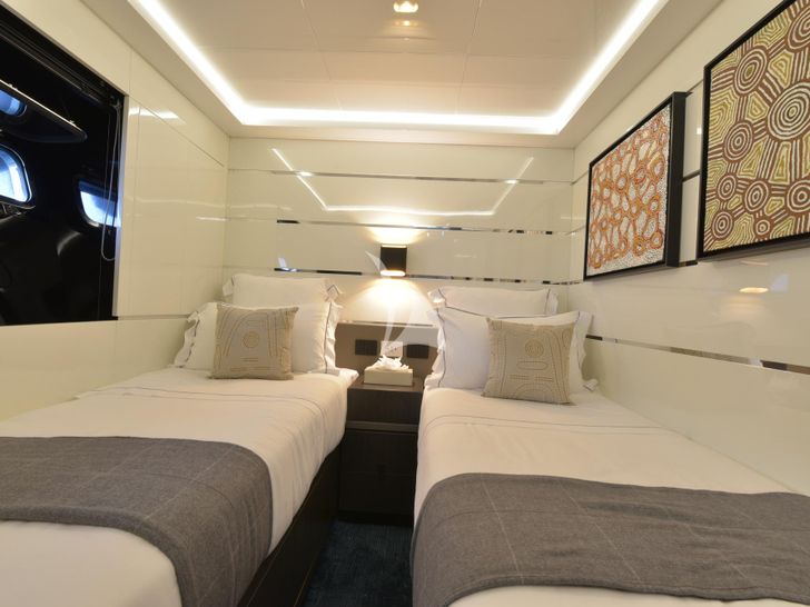 SEA CORAL II Arcadia A105 - twin cabin SEA CORAL II Arcadia A105 - twin cabin