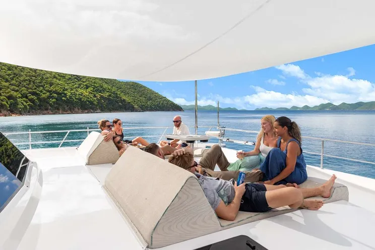 Charter Yacht SEAGLASS 74 - Horizon 74 - 4 Cabins - The Exumas - Nassau - Marsh Harbor - Bahamas - Caribbean
