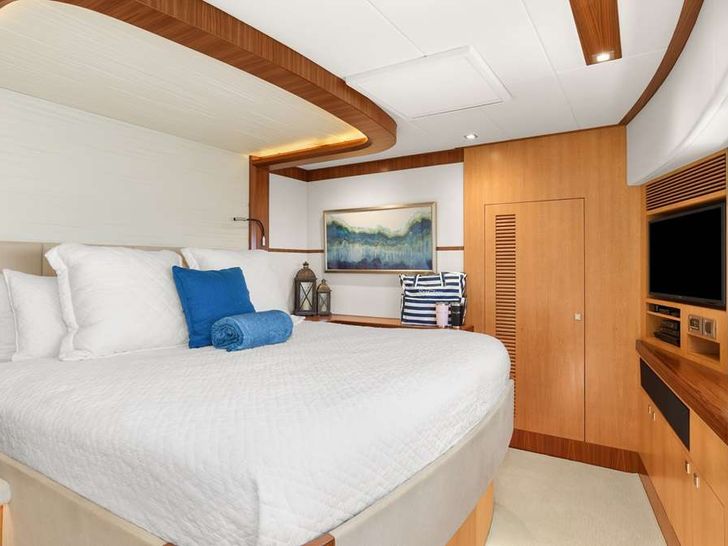 SEAGLASS 74 Horizon 74 - VIP Cabin SEAGLASS 74 Horizon 74 - VIP Cabin