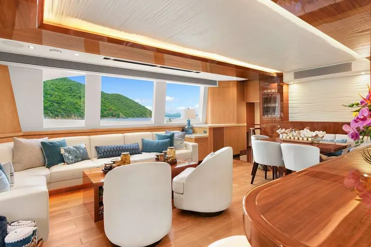 Charter Yacht SEAGLASS 74 - Horizon 74 - 4 Cabins - The Exumas - Nassau - Marsh Harbor - Bahamas - Caribbean