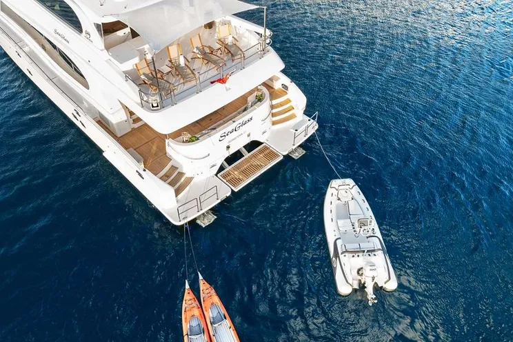 Charter Yacht SEAGLASS 74 - Horizon 74 - 4 Cabins - The Exumas - Nassau - Marsh Harbor - Bahamas - Caribbean