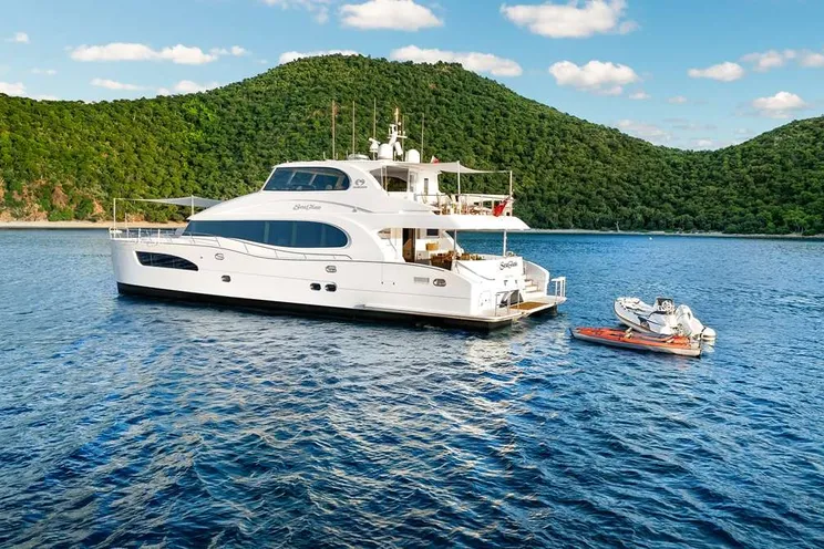 Charter Yacht SEAGLASS 74 - Horizon 74 - 4 Cabins - The Exumas - Nassau - Marsh Harbor - Bahamas - Caribbean