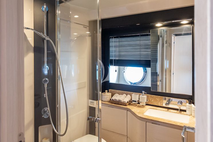 Charter Yacht SEA YA - Azimut 66 Fly - 4 Cabins - Athens - Mykonos - Paros - Cyclades - Greece