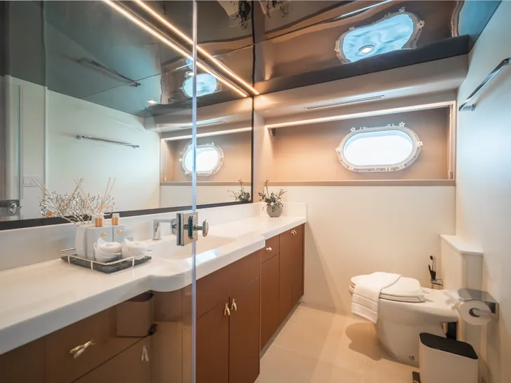 SEA BEAR Westport 130 - VIP cabin 1 bathroom SEA BEAR Westport 130 - VIP cabin 1 bathroom