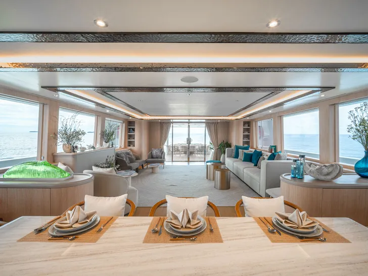 SEA BEAR Westport 130 - main dining area SEA BEAR Westport 130 - main dining area