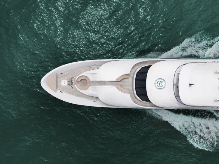 SEA BEAR Westport 130 - top foredeck shot SEA BEAR Westport 130 - top foredeck shot