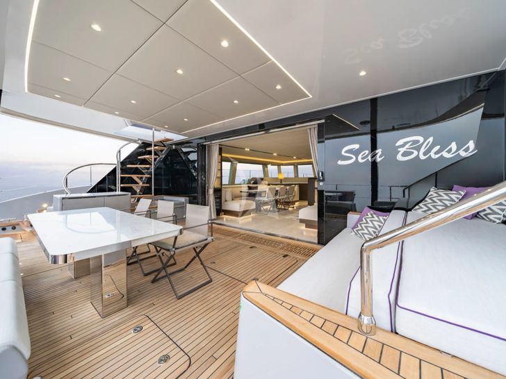 SEA BLISS Sunreef 70 - aft deck lounge and dining SEA BLISS Sunreef 70 - aft deck lounge and dining