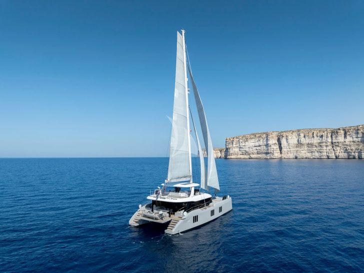 SEA BLISS Sunreef 70 - cruising SEA BLISS Sunreef 70 - cruising