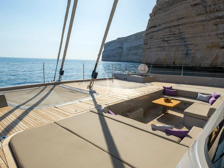 SEA BLISS Sunreef 70 - foredeck SEA BLISS Sunreef 70 - foredeck