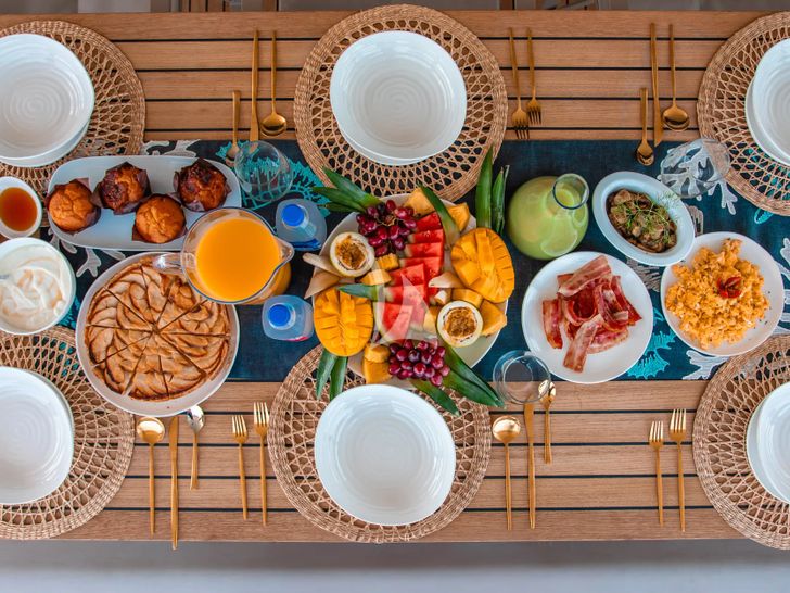 SEACLUSION Sunreef 80 - alfresco feast SEACLUSION Sunreef 80 - alfresco feast