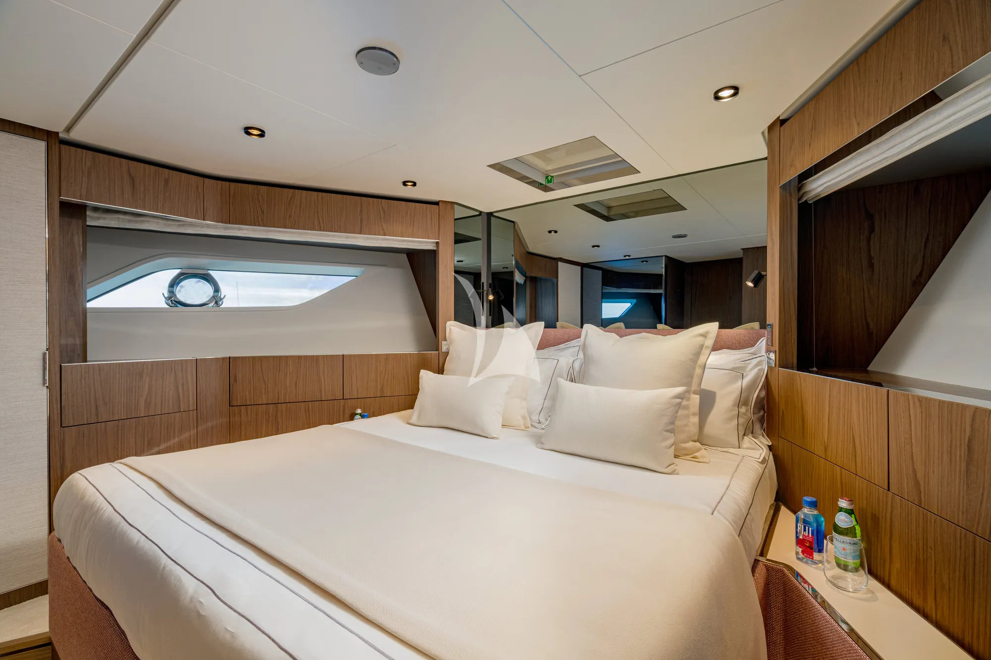 Charter Yacht SEA DIAMOND - Ferretti 780 - 4 Cabins - Naples - Capri - Positano - Amalfi Coast - Italy