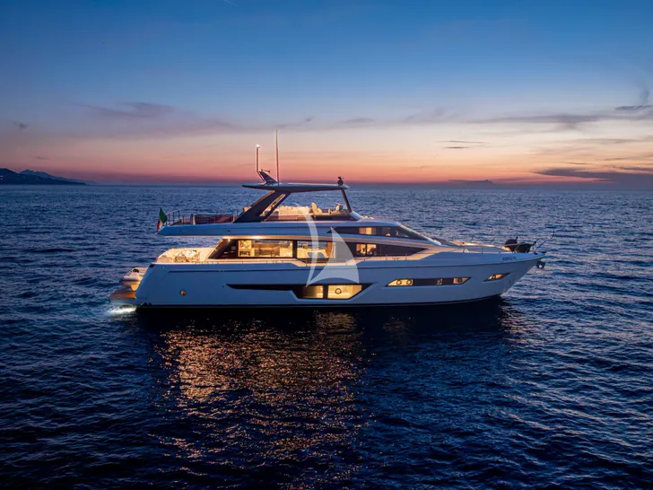 DIAMOND Ferretti 780 - anchored at night DIAMOND Ferretti 780 - anchored at night