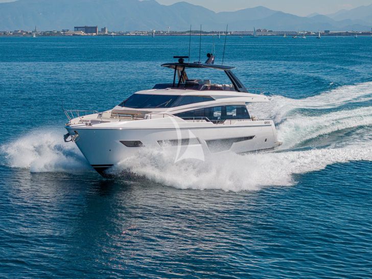SEA DIAMOND Ferretti 780 - cruising SEA DIAMOND Ferretti 780 - cruising