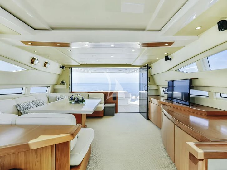 SEA LADY Dalla Pieta 80 - saloon SEA LADY Dalla Pieta 80 - saloon