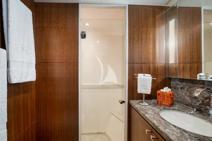 Charter Yacht SEA N SEA - Ocean Alexander 100 - 4 Cabins - Nassau - Exumas - Bahamas