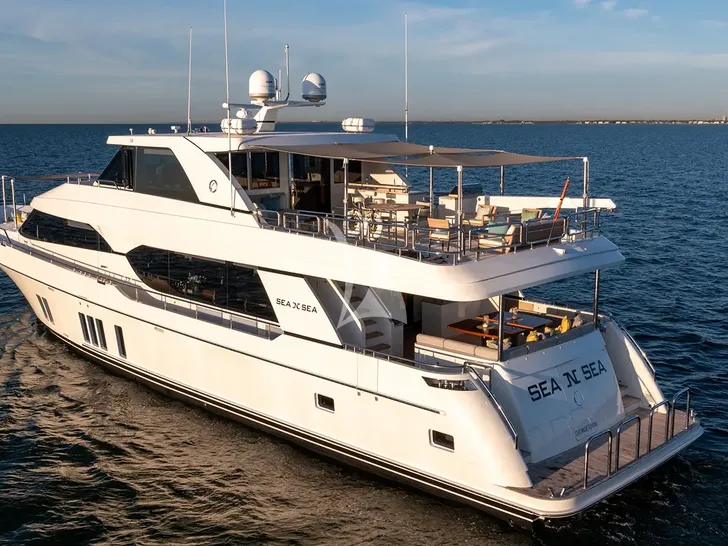 SEA N SEA Ocean Alexander 100 - aft view SEA N SEA Ocean Alexander 100 - aft view